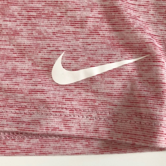 {nike} dri-fit workout top - Picture 3 of 3